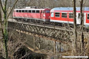 Baureihe 110 auf der Buchenbachbrücke Kleine Murrbahn