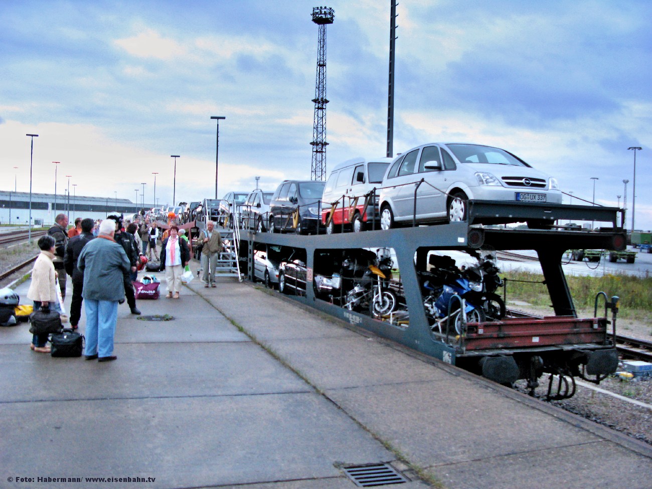 Autozug Rostock Seehafen Entladung 01.09.2008