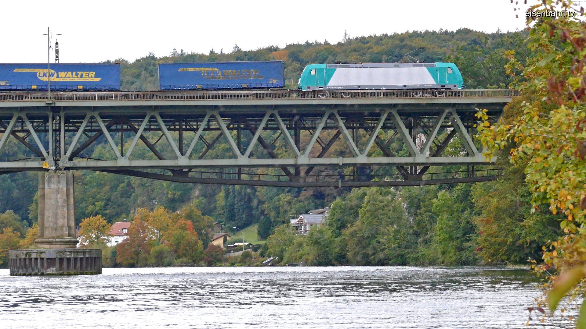 Mariaorter Eisenbahnbrücke über die Donau